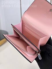 Louis Vuitton M62541 Iris Compact Wallet Magnolia Pink Size 12 x 9.5 x 3 cm - 3