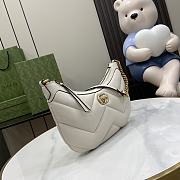 Gucci GG Marmont Small Shoulder Bag 777263 White Size 26x17x4 cm - 5