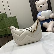 Gucci GG Marmont Small Shoulder Bag 777263 White Size 26x17x4 cm - 4