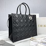 Large Dior Book Tote Black Macrocannage Calfskin Size 41.5 x 32 x 18 cm - 3