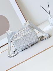 Chanel Backpack Metallic Lambskin & Silver Metal Silver AS4621 Size 19 × 20 × 5.5 cm - 1