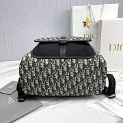 Dior 8 Backpack Beige and Black Dior Oblique Jacquard Size 31 x 41 x 15 cm - 4