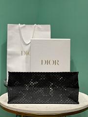 Medium Dior Book Tote Black D-Lace Butterfly Embroidery with 3D Macramé Effect Size 36 x 27.5 x 16.5 cm - 2