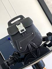 Dior Mini Gallop Sling Bag Black grained calfskin Size 19 x 27.5 x 11.5 cm - 1