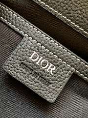Dior Mini Gallop Sling Bag Black grained calfskin Size 19 x 27.5 x 11.5 cm - 4