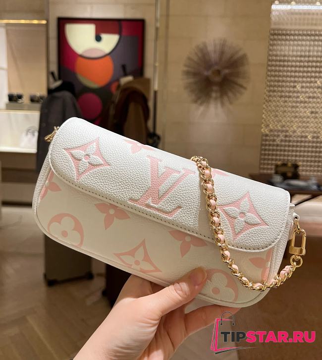 Louis Vuitton M83026 Wallet on Chain Ivy Latte/Pink Size 23.5 x 12.0 x 4.3 cm - 1