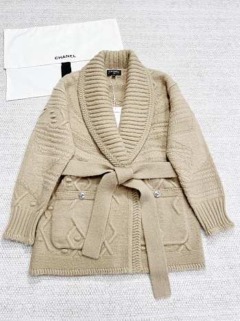 Chanel Cashmere Wool & Silk Beige Cardigan
