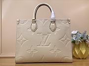 Louis Vuitton M46531 OnTheGo MM Tote Bag Cream Beige Size 35 x 27 x 14 cm - 1
