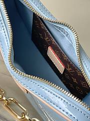 Louis Vuitton M24021 Croissant PM Bag Sky Blue Size 21 x 13 x 7 cm - 4