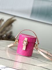 Louis Vuitton M24102 Astor Bag Neon Pink Size 12 x 14.2 x 12 cm - 1