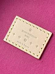 Louis Vuitton M24102 Astor Bag Neon Pink Size 12 x 14.2 x 12 cm - 2