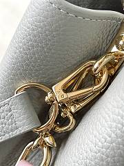 Louis Vuitton M23280 Capucines BB Bag Grey Size 18 x 27 x 9 cm - 2