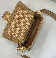 Fendi Baguette Sand And Brown Interlaced Leather Bag Size 27x15x6 cm - 2