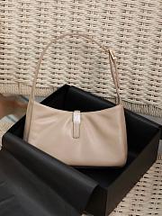 YSL Le 5 À 7 In Padded Lambskin 763419 Beige Size 23 X 16 X 6.5 CM - 5