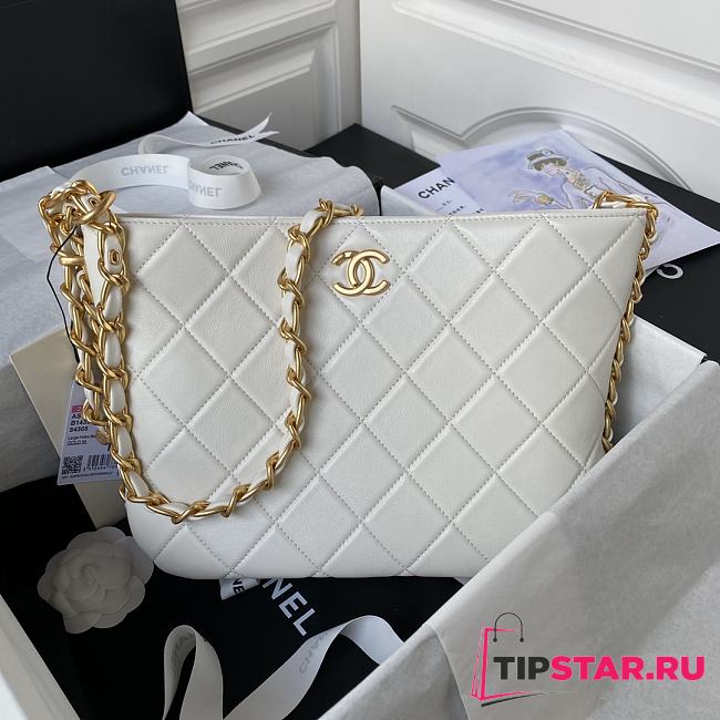 Chanel Large Hobo Bag White AS4450 Size 24 × 36 × 6 cm - 1