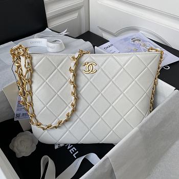 Chanel Large Hobo Bag White AS4450 Size 24 × 36 × 6 cm