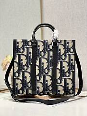 Dior East-West Tote Bag Beige and Black Maxi Dior Oblique Jacquard Size 40.5 x 35 x 12 cm - 1