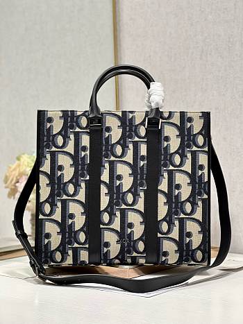 Dior East-West Tote Bag Beige and Black Maxi Dior Oblique Jacquard Size 40.5 x 35 x 12 cm