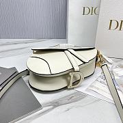 Dior Saddle Bag with Strap Dusty Ivory Smooth Calfskin Size 25.5 x 20 x 6.5 cm - 2