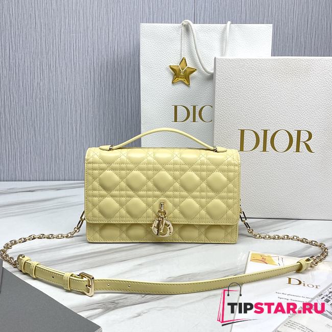 Miss Dior Top Handle Bag Pastel Yellow Cannage Lambskin M0997 Size 24 x 14 x 7.5 cm - 1