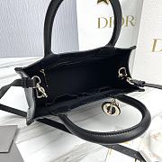 Small Dior Book Tote Black Macrocannage Calfskin Size 26.5 x 21 x 14 cm - 3