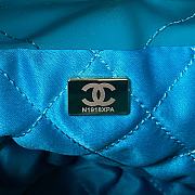 Chanel 22 Mini Handbag Blue AS3980 Size 20 × 19 × 6 cm - 5