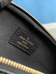 Louis Vuitton M46917 Mini Bumbag Black Size 17 x 12 x 9.5 cm - 4