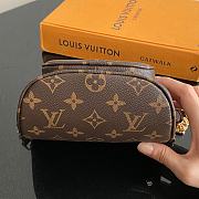 LV Mini Bumbag Monogram M82335 17x12x9.5cm - 2