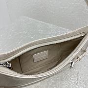 Jacquemus Le Bisou Ceinture Belted Shoulder Bag Off-White Size 26 x 14 cm - 5