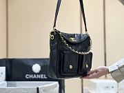 Chanel Large Hobo Bag AS4668 Size 21.5 × 30 × 5 cm - 4