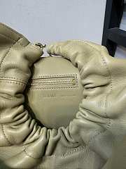 Loewe Small Squeeze Bag In Nappa Lambskin Clay Green Size 29X24X10.5 cm - 4