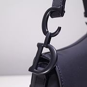 Dior Mini Saddle Bag Black Ultramatte Calfskin Size 21 x 18 x 5 cm - 4
