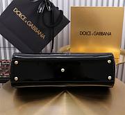 D&G Elongated Sicily Handbag Black Patent Size 18 x 29 x 10 cm - 5