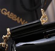 D&G Elongated Sicily Handbag Black Patent Size 18 x 29 x 10 cm - 4
