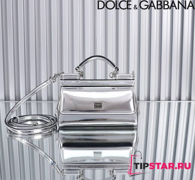 D&G Small Sicily Handbag Silver Size 13 x 19 x 6 cm - 1