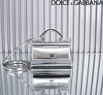 D&G Small Sicily Handbag Silver Size 13 x 19 x 6 cm