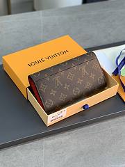 Louis Vuitton M62236 Sarah Wallet Monogram Red Size 19 x 10.5 x 2.5 cm - 5