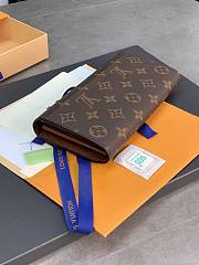 Louis Vuitton M60531 Sarah Wallet Monogram Brown Size 19 x 10.5 x 2.5 cm - 5