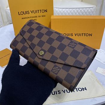 Louis Vuitton N63209 Sarah Wallet Damier Ebene Brown Size 19 x 10.5 x 2.5 cm