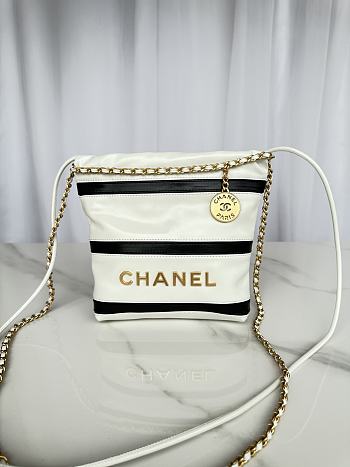 Chanel 22 Mini Handbag White & Black AS3980 Size 20 × 19 × 6 cm