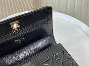 Chanel Clutch With Chain Shiny Crumpled Lambskin Imitation Pearls Black 19cm - 2