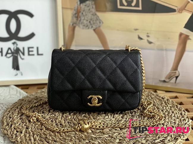 Chanel 23P Flap Bag with Heart Pearl Crush Black Caviar 19cm - 1