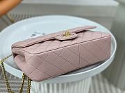 Chanel Small Classic Handbag with Heart Pearl Crush Pink Lamskin 14.5 × 23 × 6 cm - 3