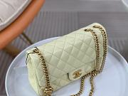 Chanel Small Classic Handbag with Heart Pearl Crush Yellow Lamskin 14.5 × 23 × 6 cm - 6