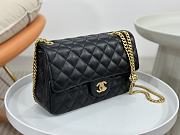 Chanel Small Classic Handbag with Heart Pearl Crush Black Lamskin 14.5 × 23 × 6 cm - 5