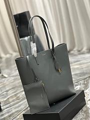 Shopping Saint Laurent Toy In Supple Leather Storm Size 25x28x8cm - 5
