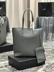 Shopping Saint Laurent Toy In Supple Leather Storm Size 25x28x8cm - 1
