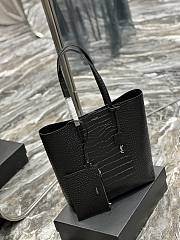 Shopping Saint Laurent Toy In Crocodile-Embossed Leather Black Size 25x28x8cm - 6