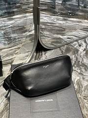 Saint Laurent Logo Leather Belt Bag Size 26x12.5x7.5cm - 6