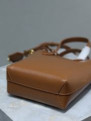 Mini Toy Shopping Saint Laurent In Box Leather Brown Size 18x17x8cm - 5